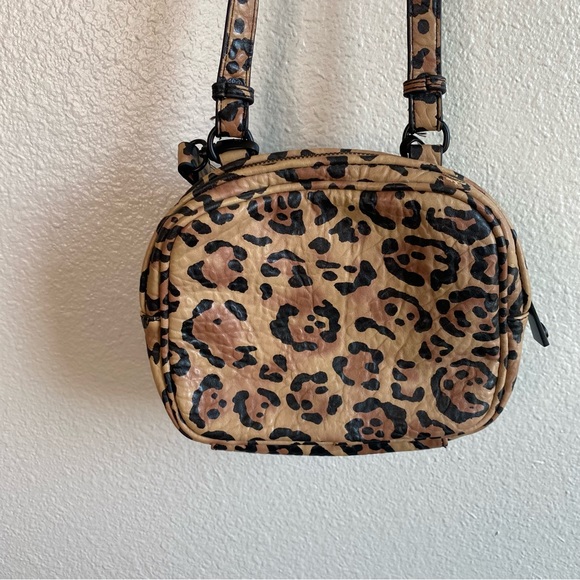 Steve Madden Brown Black Animal Print Crossbody Purse - Picture 7 of 13